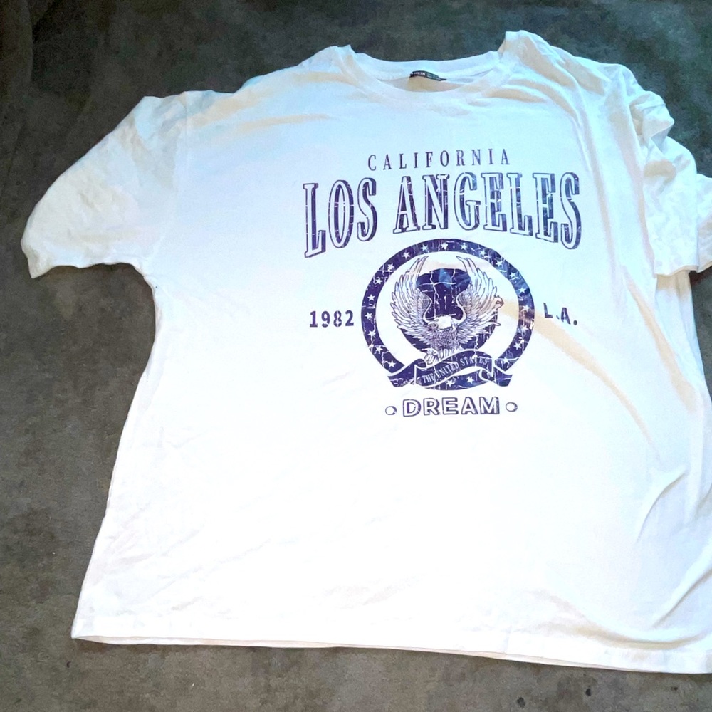Graphic white tee